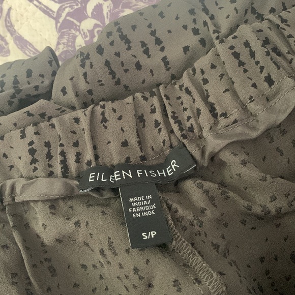 Eileen Fisher silk print ankle pant - Picture 3 of 4